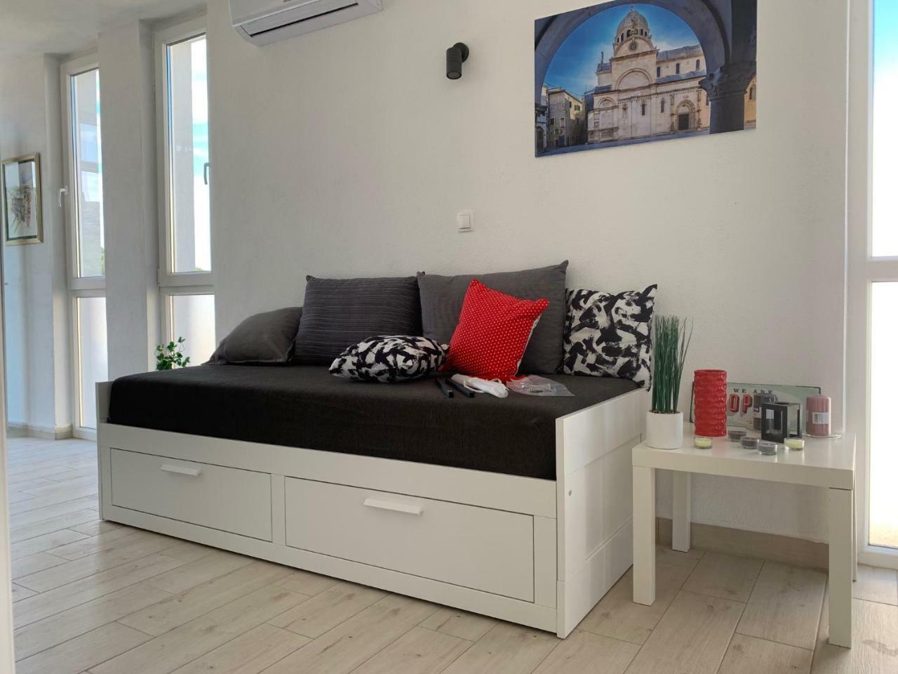 Modern Apartments Day Šibenik Exteriör bild